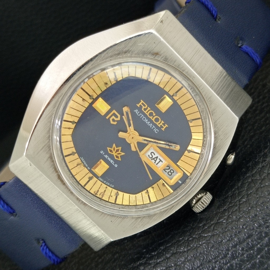 Vintage 1978 Ricoh Automatic Mens Silver Watch WDaydate  Gold Accents